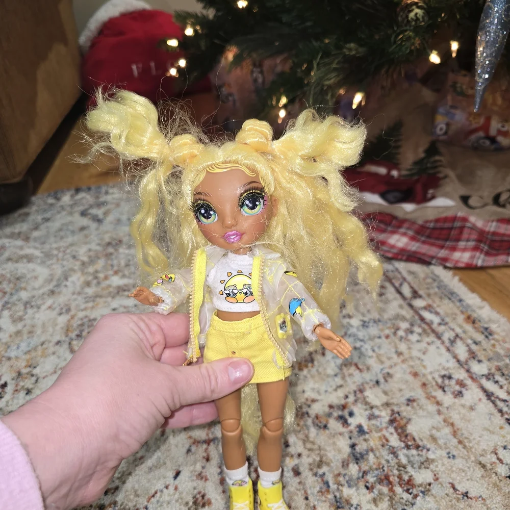 Rainbow Fashion Dolls Set Of 4 - Multicolor - Picture 12 of 13